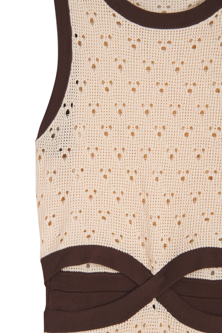 Robe en maille à découpes